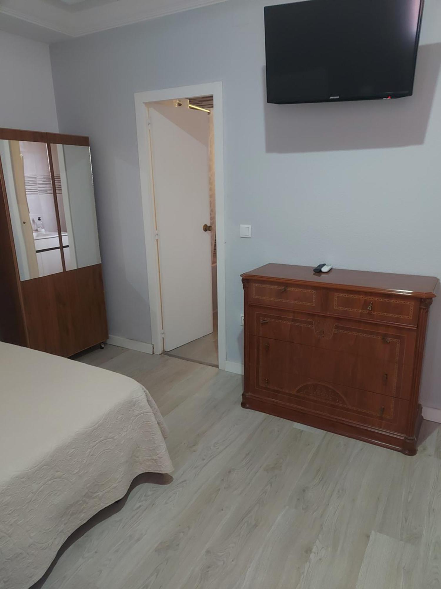 חומייה Hostal Fuente Del Pino מראה חיצוני תמונה