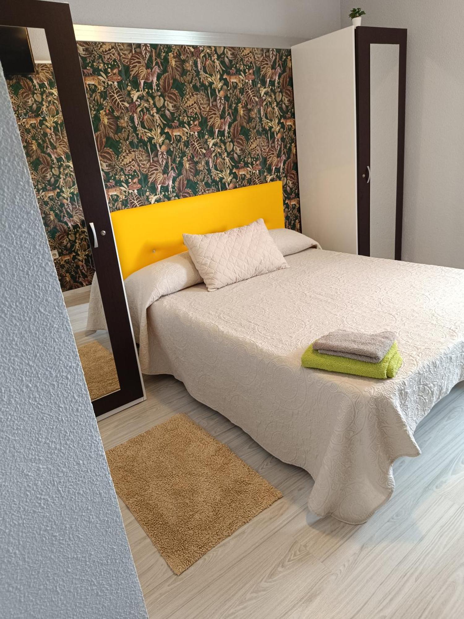חומייה Hostal Fuente Del Pino מראה חיצוני תמונה