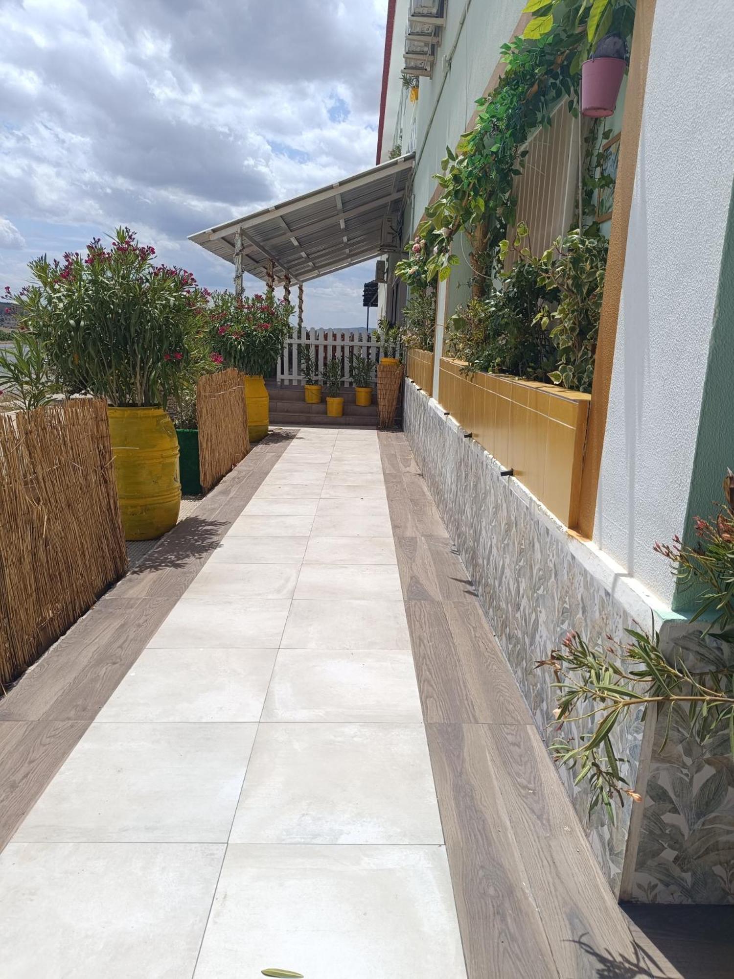 חומייה Hostal Fuente Del Pino מראה חיצוני תמונה
